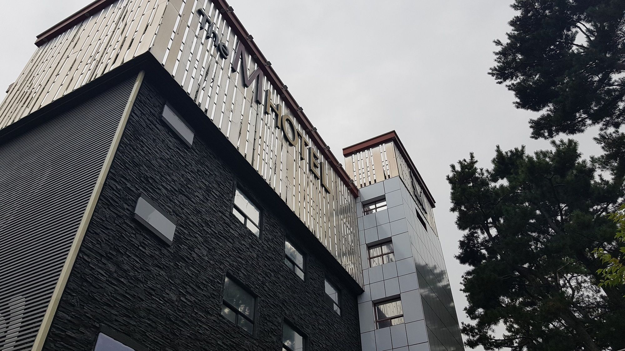 The M Hotel Пусан Екстериор снимка